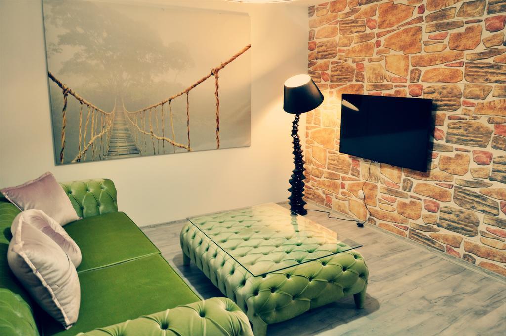 Hera Suites